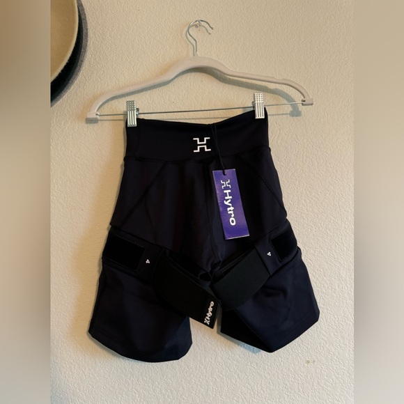 Women's Hytro BFR Performance Shorts - Picture 4 of 10